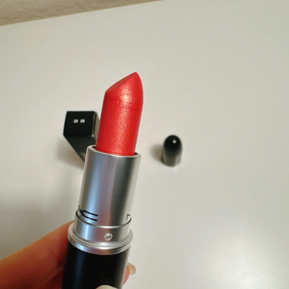 MAC Frost Lipstick in CB 96 ~ Full Size New In Box